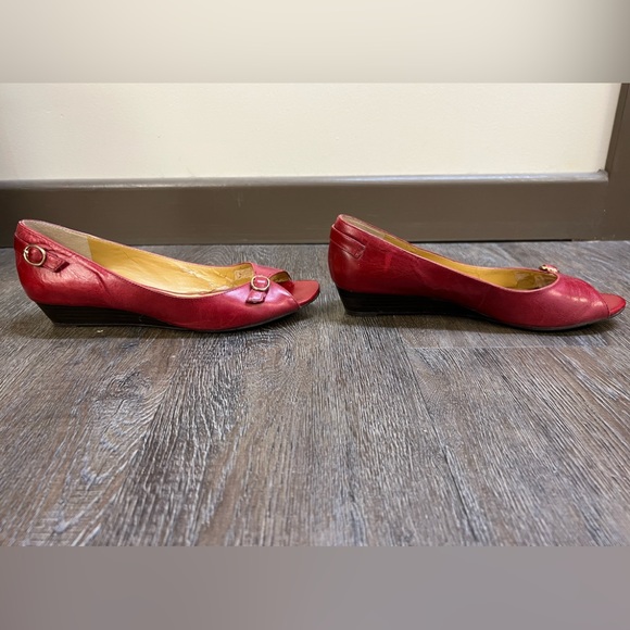 Nine West Zinao wedges, sz 8.5 - Picture 5 of 10